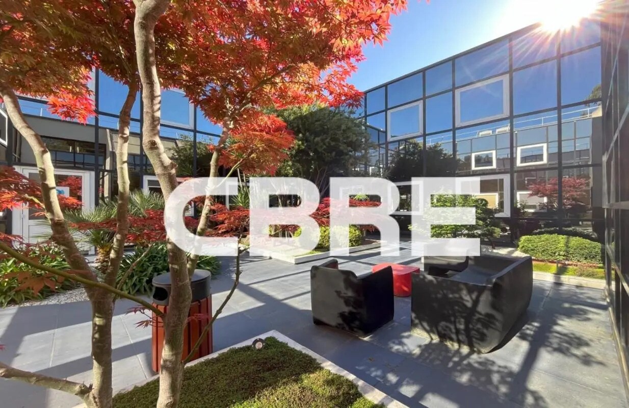 Office in SOPHIA ANTIPOLIS for lease Building Photo- Image 1 of 14