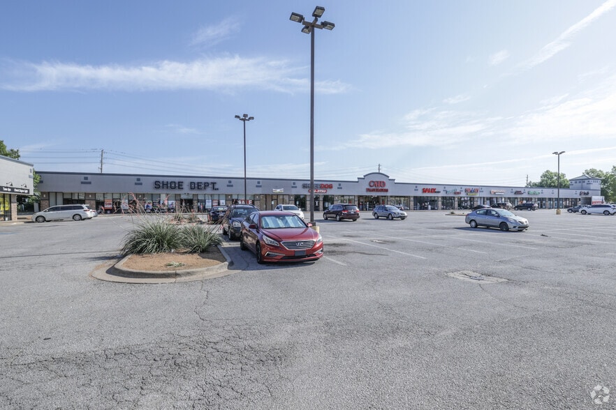 10848 S Memorial Dr, Tulsa, OK for lease - Building Photo - Image 3 of 12