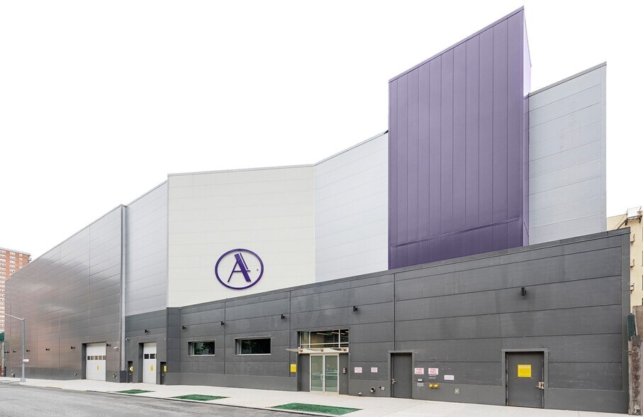 122 W 146th St, New York, NY for lease - Building Photo - Image 1 of 4