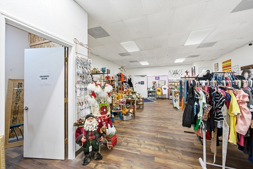 608 E Leon St, Gatesville, TX for sale - Interior Photo - Image 3 of 8