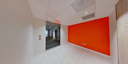 3625 N Hall St, Dallas, TX for lease Interior Photo- Image 2 of 9