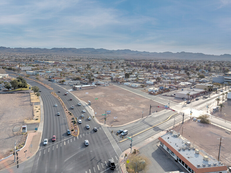 SE Lake Mead Dr & Water St, Henderson, NV for sale - Building Photo - Image 2 of 12