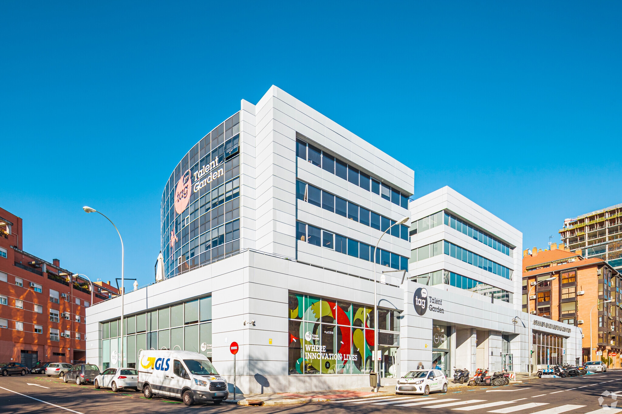 Calle de Juan de Mariana, 17, Madrid, Madrid for lease Primary Photo- Image 1 of 10