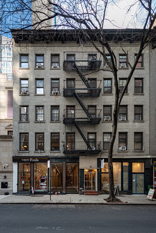 120122 W 25th St, New York, NY 10001