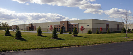 30310 Emerald Valley Pky, Glenwillow, OH for lease Building Photo- Image 1 of 2