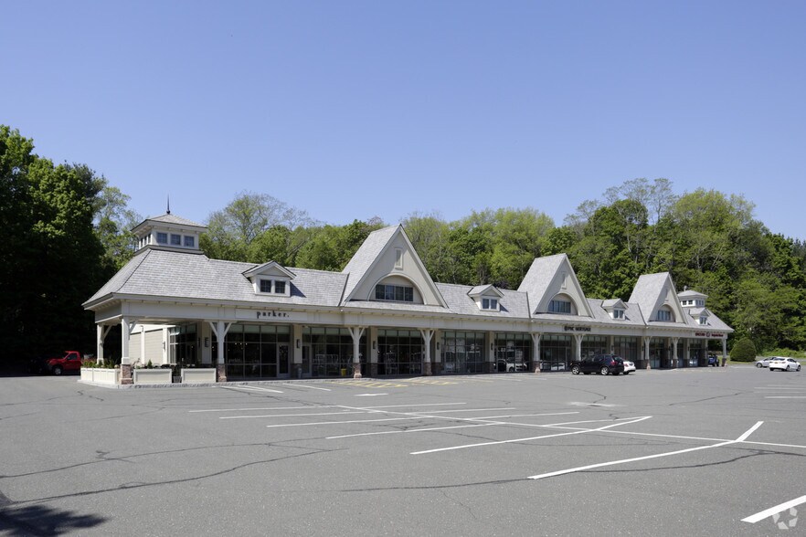 921 White Plains Rd, Trumbull, CT for lease - Primary Photo - Image 1 of 26