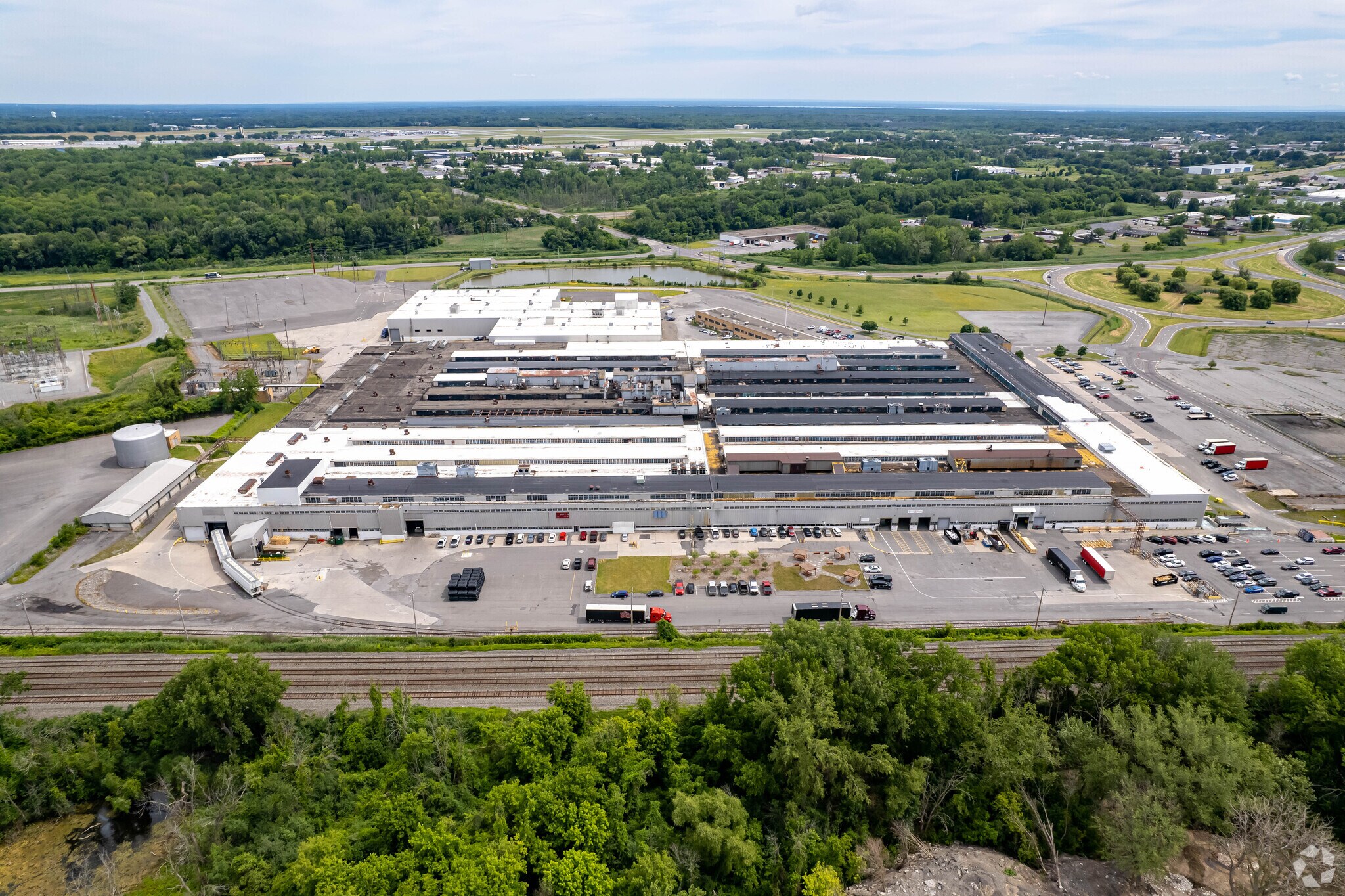 1 General Motors Dr, Syracuse, NY 13206 Industrial for Lease