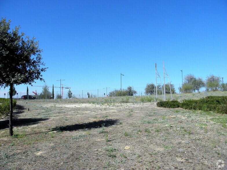 Land in Boadilla Del Monte, MAD for lease - Primary Photo - Image 1 of 17