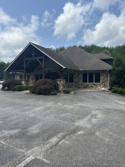 773 N Main St, Clayton, GA for lease - Building Photo - Image 1 of 9