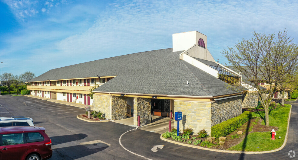 1313 W Saint James Lutheran Way, Columbus, OH for sale - Building Photo - Image 3 of 21