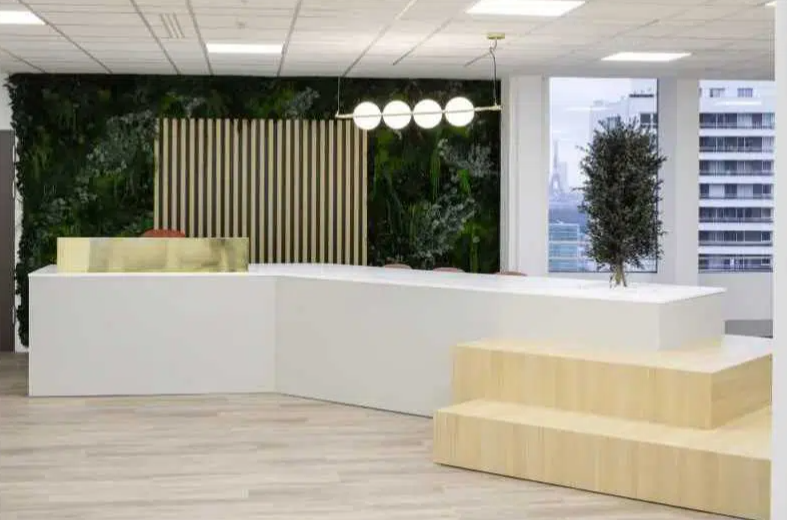 Office in Puteaux for lease Interior Photo- Image 1 of 7