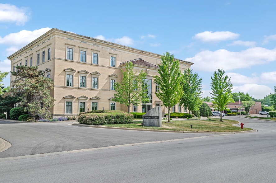 4970 Varsity Dr, Lisle, IL 60532 Flex for Lease