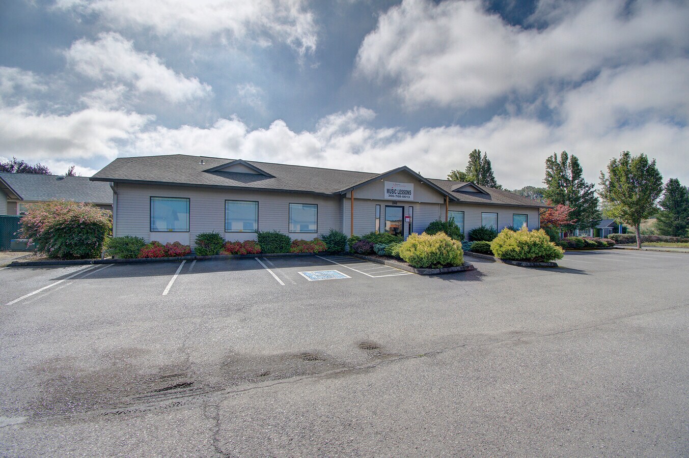 1900 Belmont Loop, Woodland, WA 98674