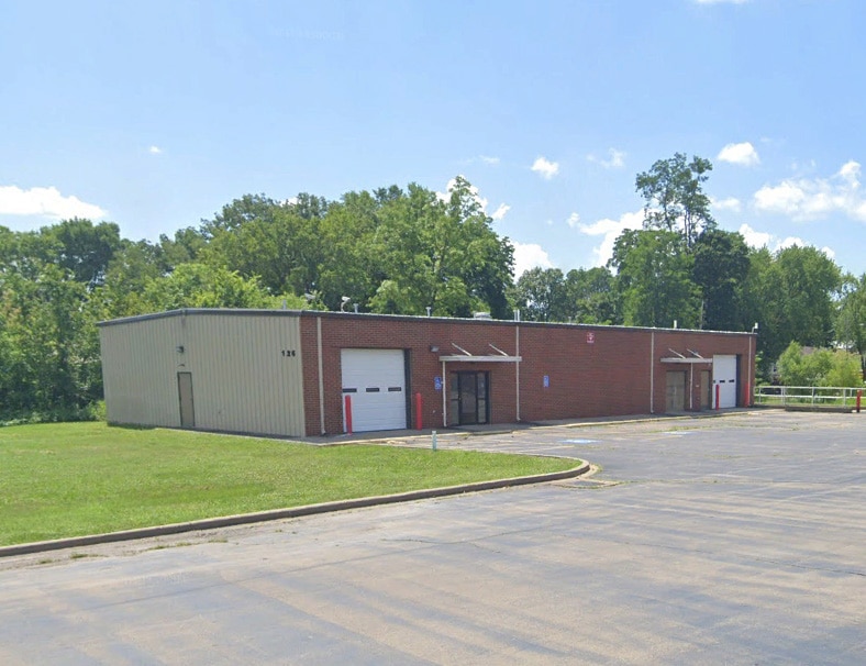 120 Karsch Blvd, Farmington, MO for lease Building Photo- Image 1 of 2