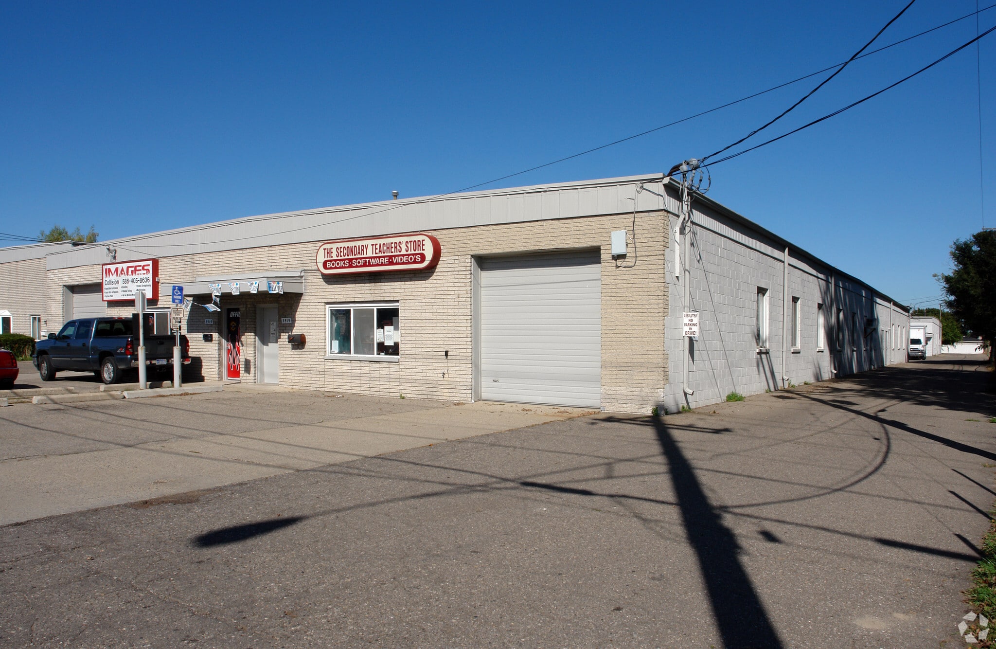 3517 E 10 Mile Rd, Warren, MI for lease Primary Photo- Image 1 of 3