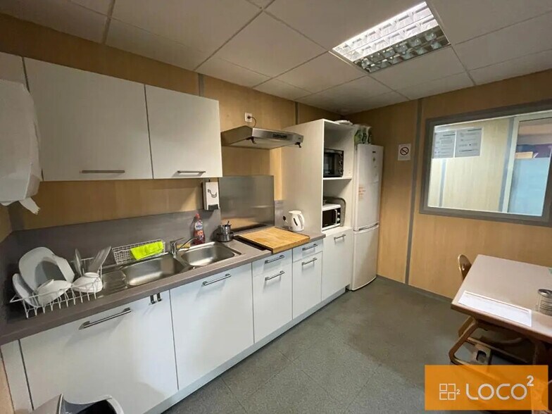 1 Place Auguste Albert, Toulouse for lease - Interior Photo - Image 2 of 6