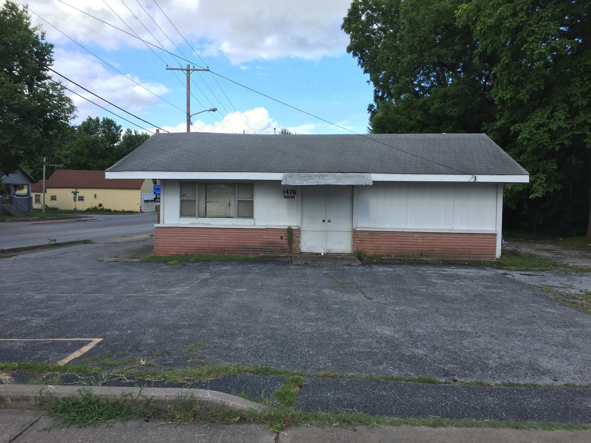 944 W Division St, Springfield, MO for sale Primary Photo- Image 1 of 1