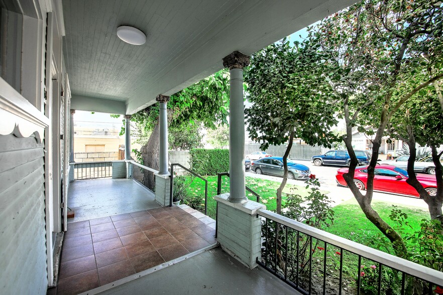 366 W Palmer Ave, Glendale, CA for sale - Building Photo - Image 3 of 13