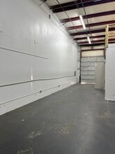 2910 Cole Ct, Norcross, GA for lease Interior Photo- Image 2 of 7