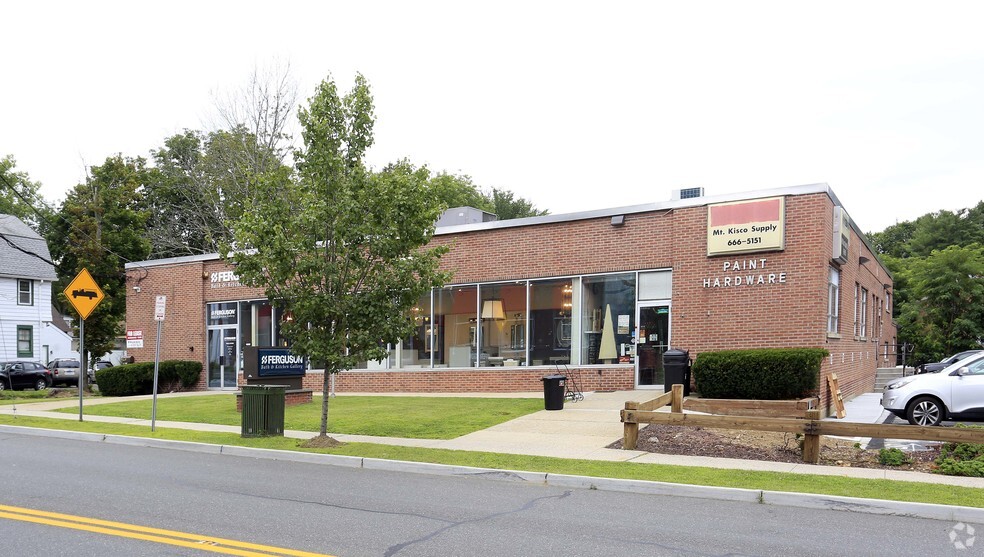 369 Lexington Ave, Mount Kisco, NY for lease - Building Photo - Image 2 of 6