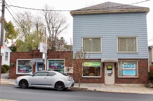 31 W Union Blvd, Bethlehem, PA for sale Primary Photo- Image 1 of 1