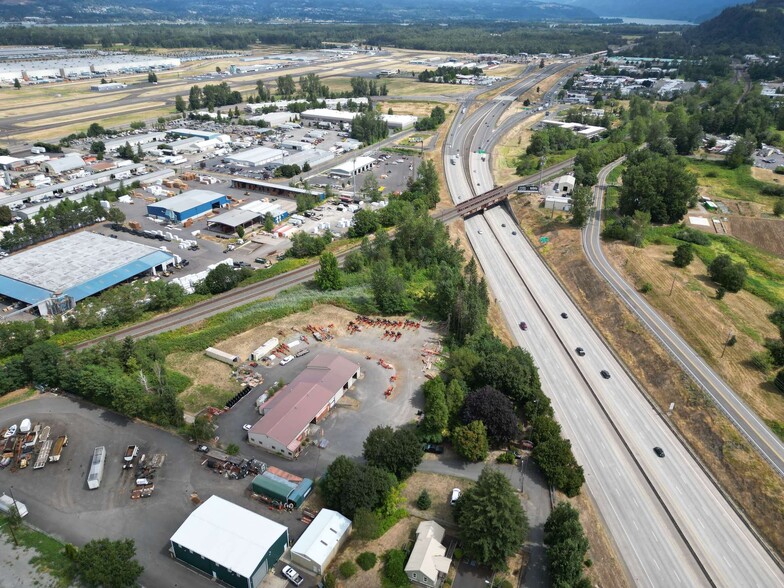 24435 NE Sandy Blvd, Wood Village, OR for lease - Building Photo - Image 2 of 2