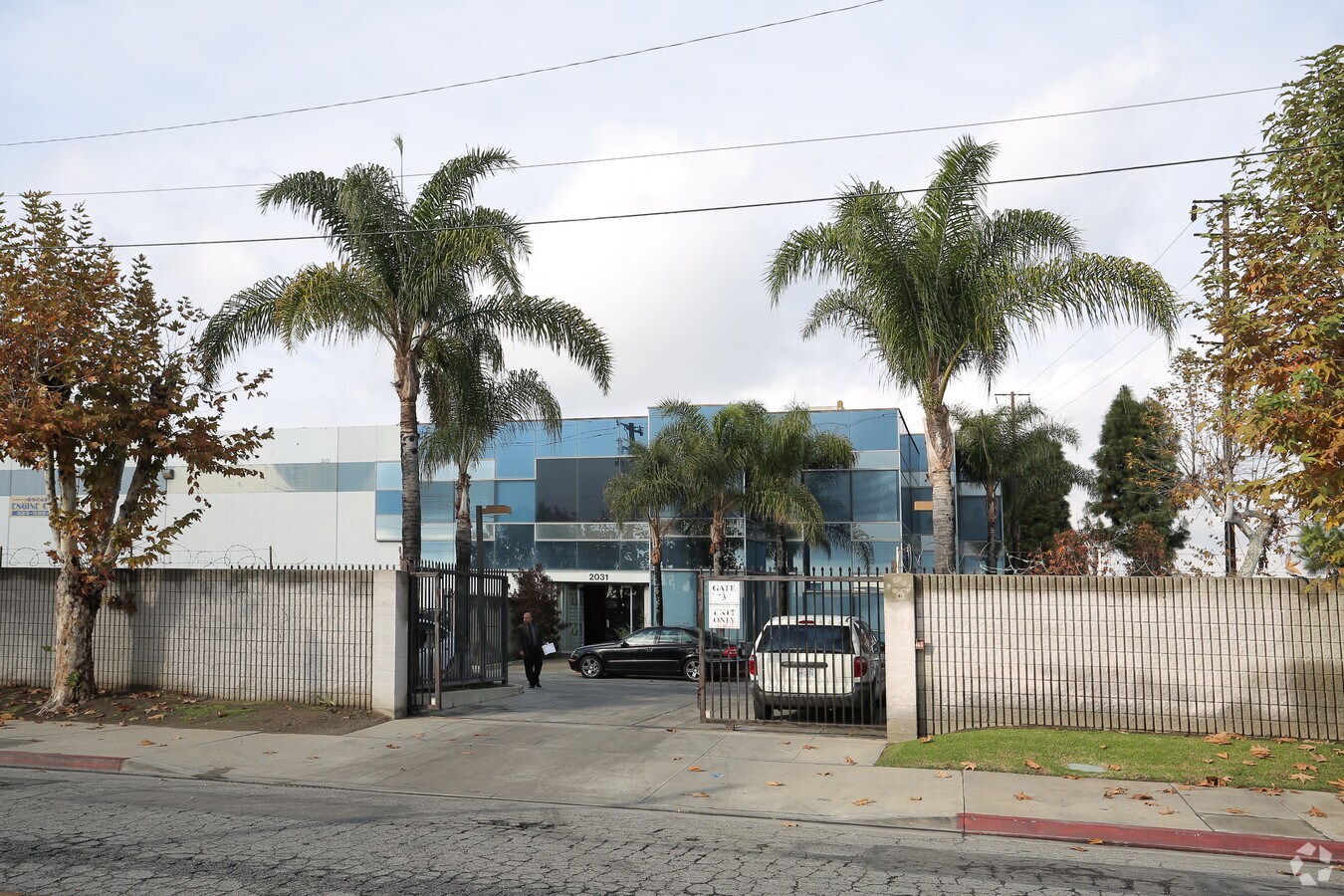 2031 E 65th St, Los Angeles, CA 90001