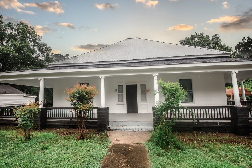 707 W Phifer St, Monroe, NC for sale - Primary Photo - Image 1 of 26