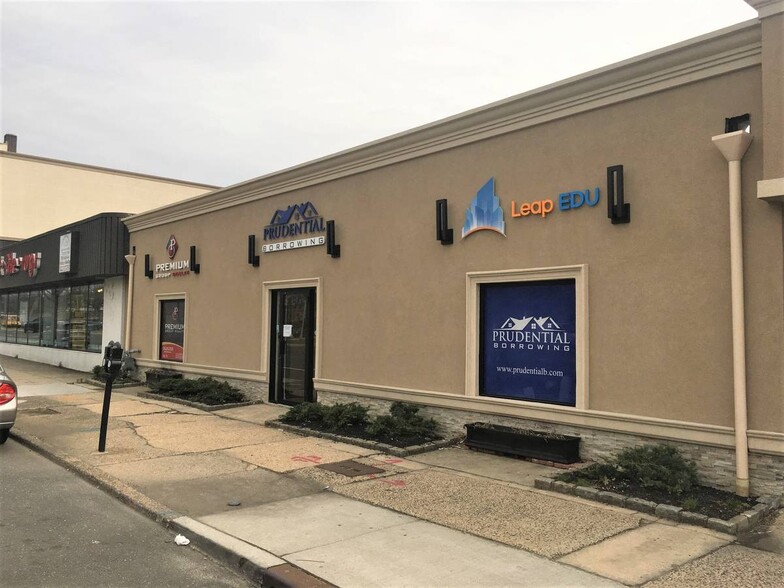 450 Sunrise Hwy, Rockville Centre, NY for lease - Building Photo - Image 1 of 1