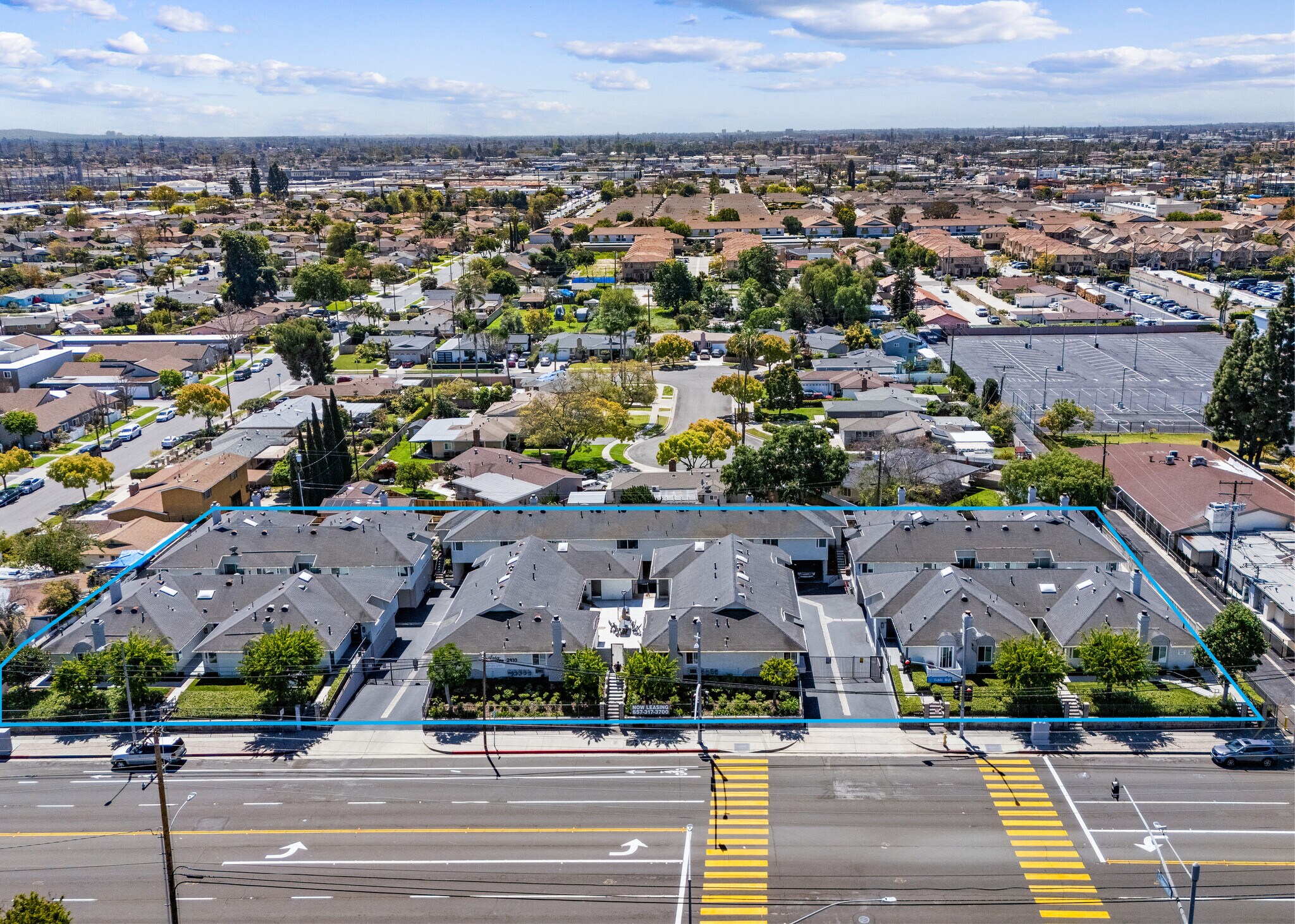 2910 W Ball Rd, Anaheim, CA for sale Primary Photo- Image 1 of 1