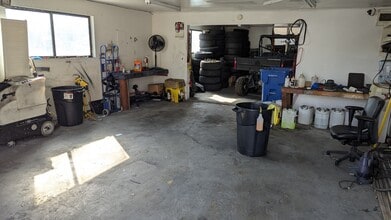 5015 W Emerald St, Boise, ID for lease Interior Photo- Image 2 of 4