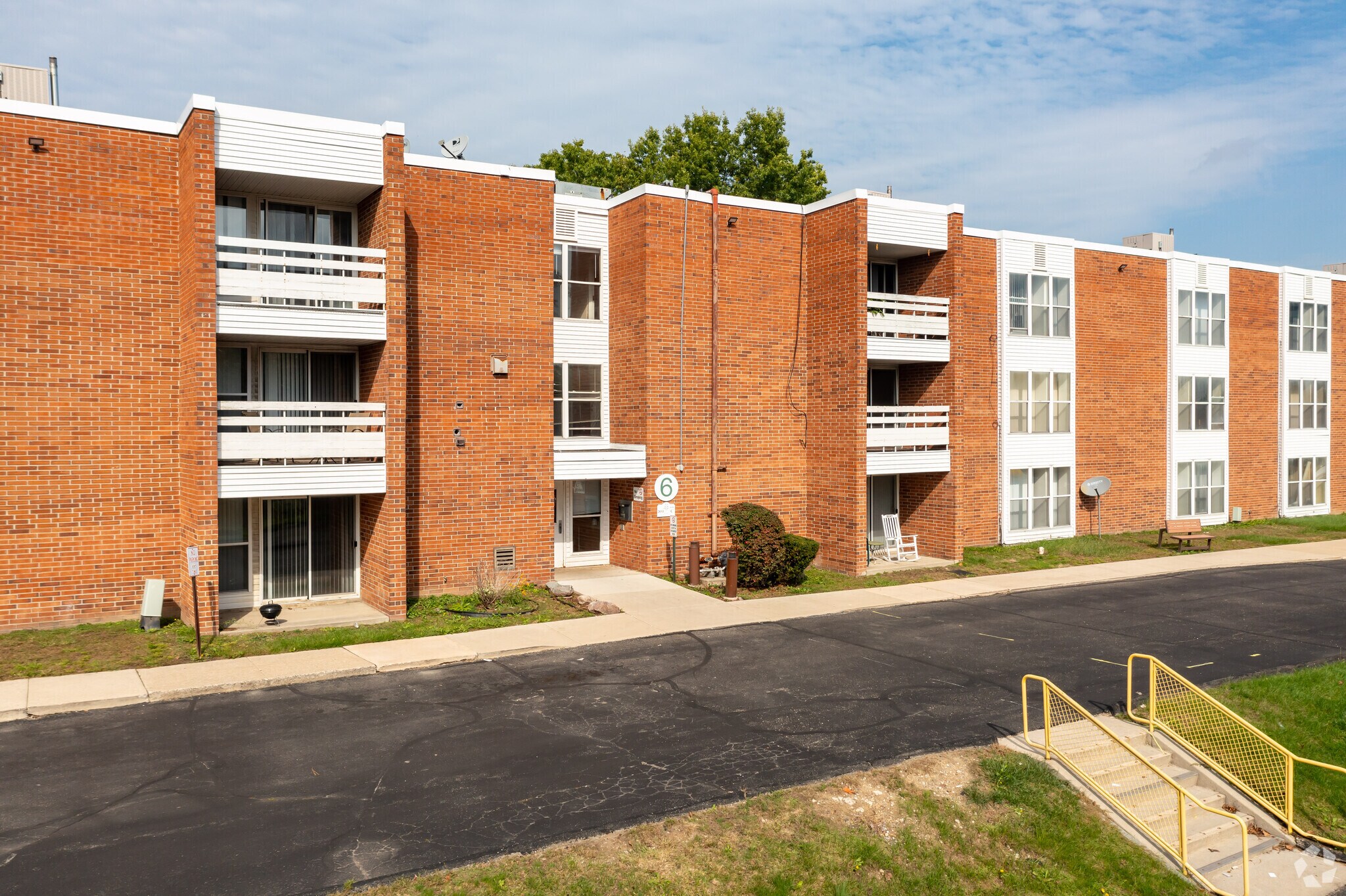 American House Senior Living Southfield Mi 28301 Franklin Rd, Southfield, MI 48034 - Park at Franklin Senior