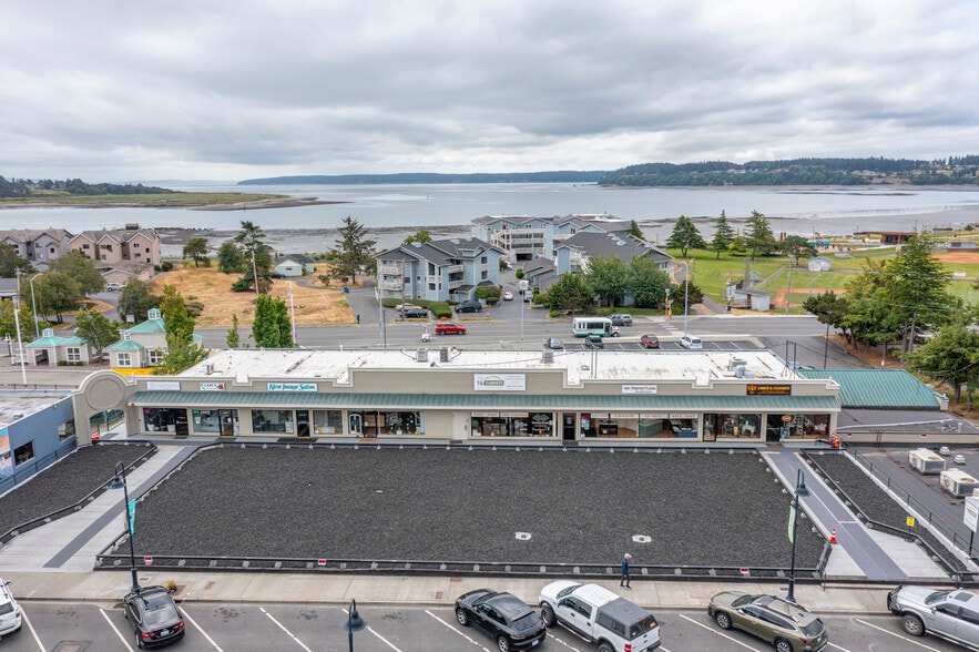 665 SE Pioneer Way, Oak Harbor, WA for sale - Building Photo - Image 2 of 4