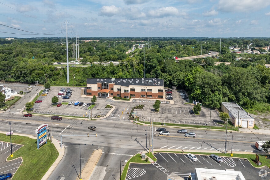 1553 Chester Pike, Crum Lynne, PA for sale - Building Photo - Image 1 of 17