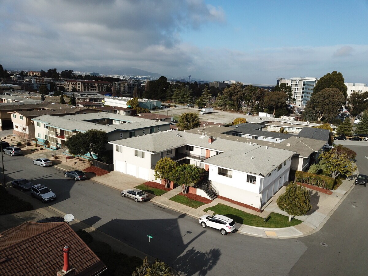 1702 Sequoia Ave Burlingame Ca 94010 Loopnet Com