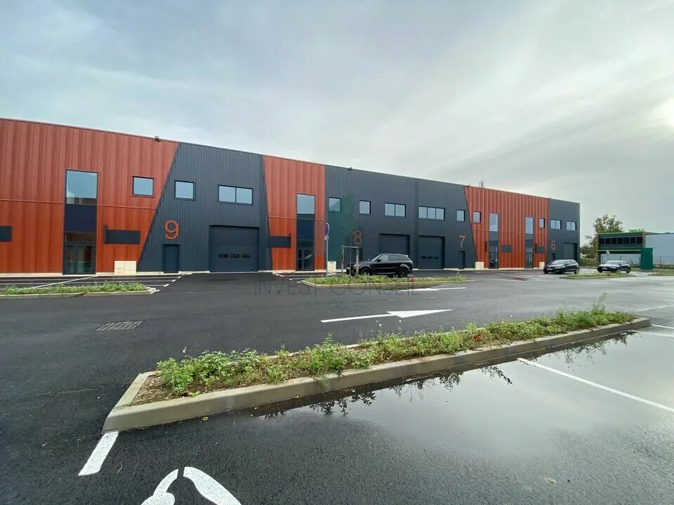 Flex in SAINT-OUEN-L'AUMONE for lease Building Photo- Image 1 of 9