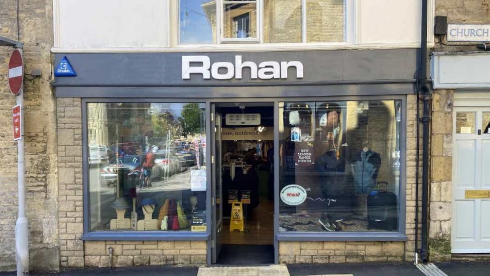 The Square, Stow On The Wold for sale - Primary Photo - Image 1 of 1