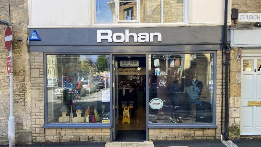 The Square, Stow On The Wold for sale Primary Photo- Image 1 of 1