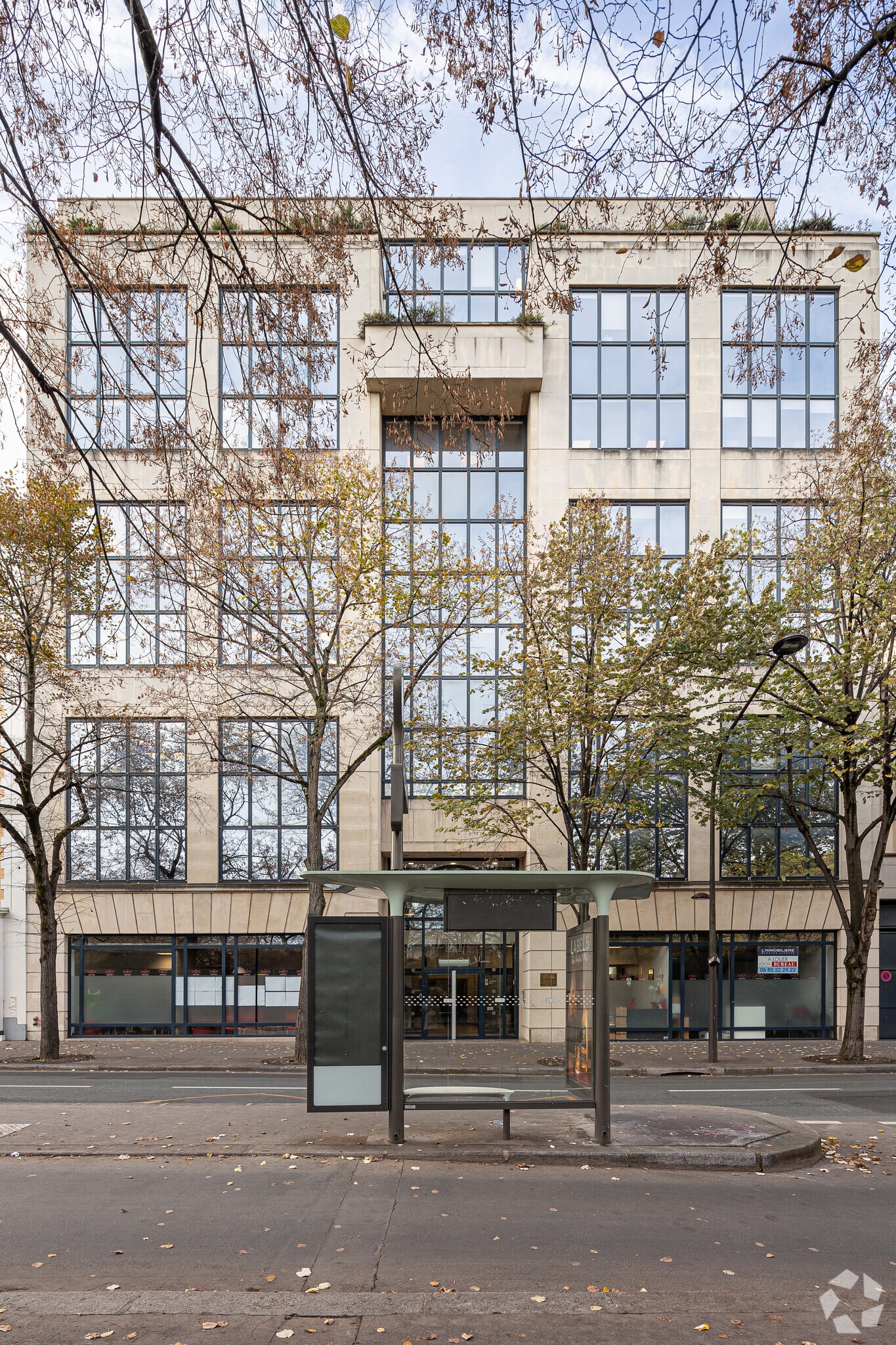 31-35 Rue Froidevaux, Paris for lease Primary Photo- Image 1 of 4
