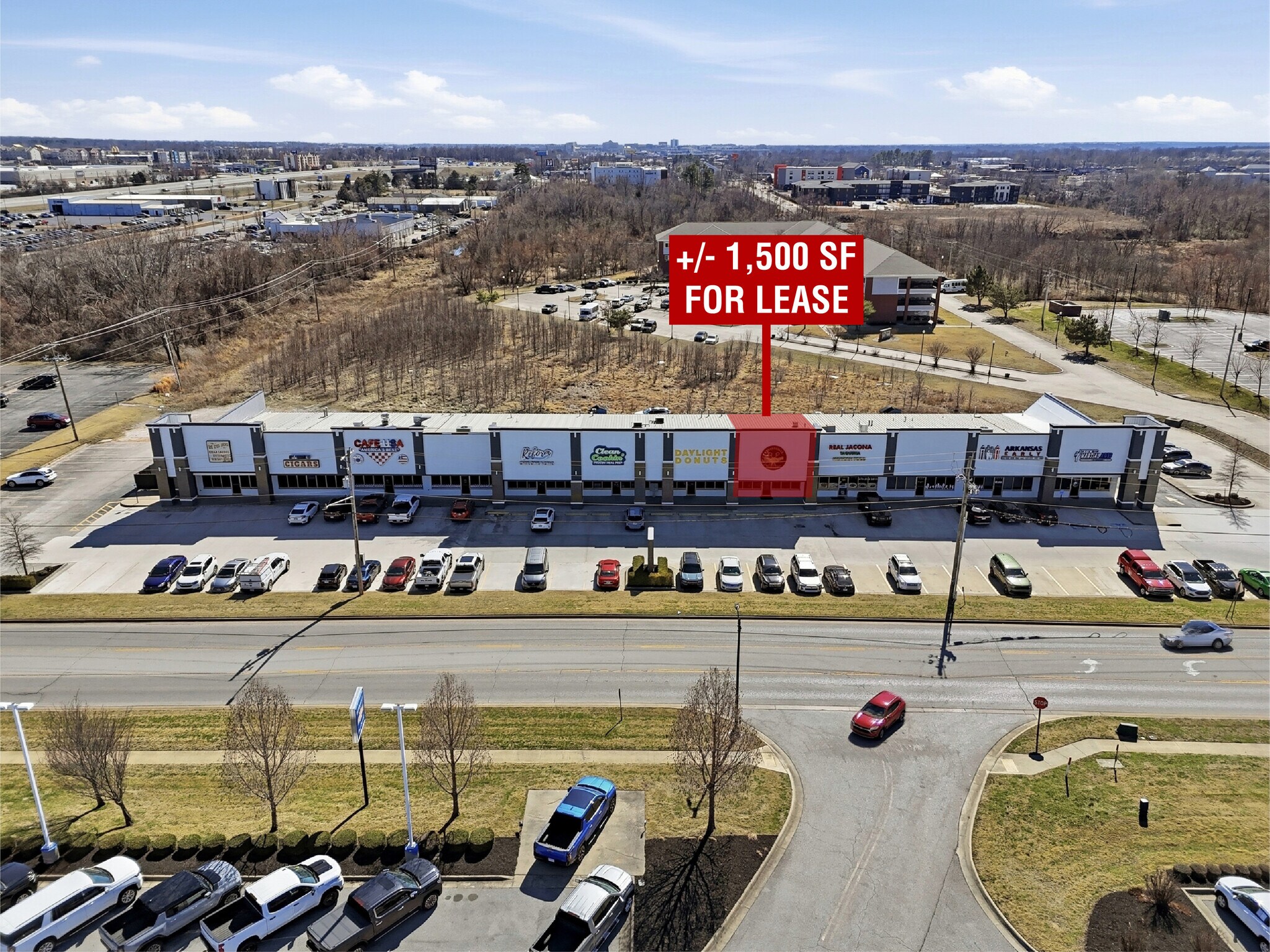 2308 Southeast 28th St, Bentonville, AR for lease Interior Photo- Image 1 of 18