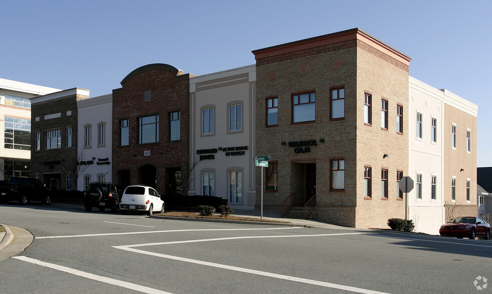 400 Market St, Chapel Hill, NC for lease - Building Photo - Image 2 of 24