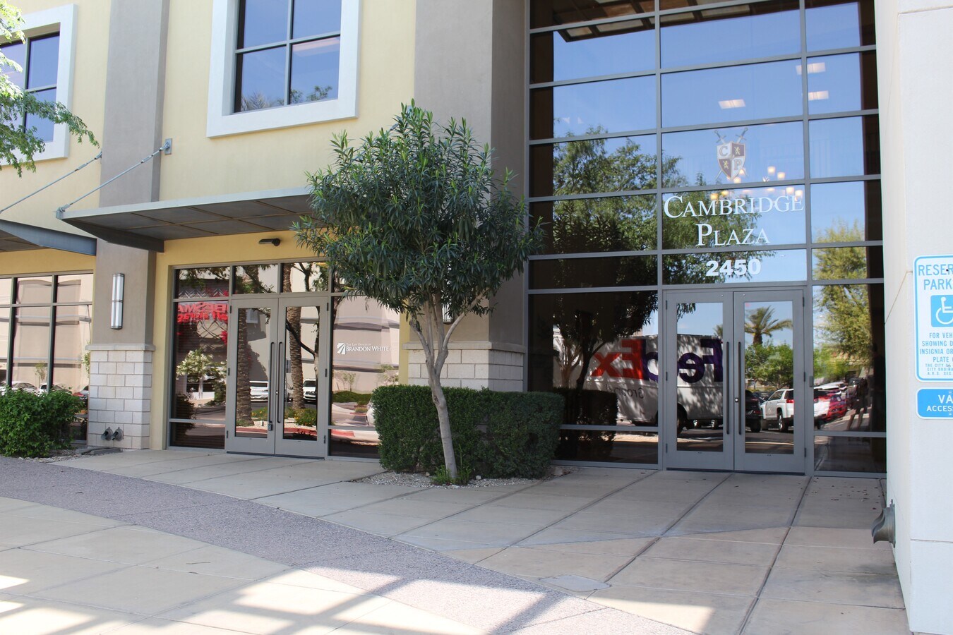 2450 S Gilbert Rd, Chandler, AZ 85286