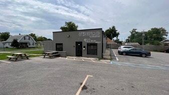 4022 Shelby St, Indianapolis IN - Pub