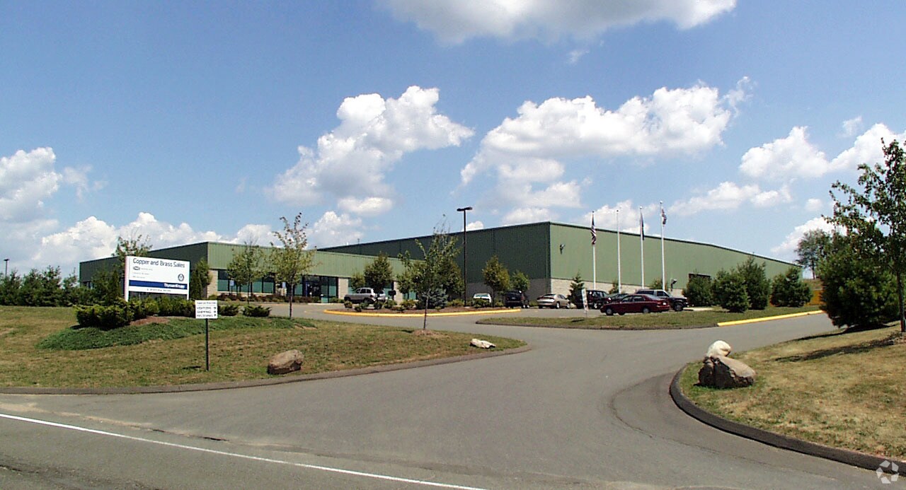 5 Sterling Dr, Wallingford, CT 06492