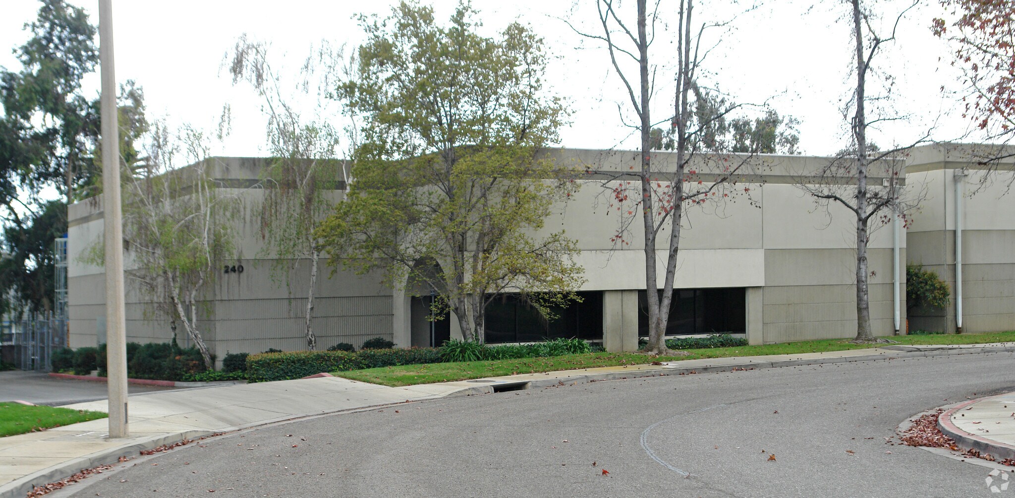 240 S York Pl, Claremont, CA for sale Primary Photo- Image 1 of 1