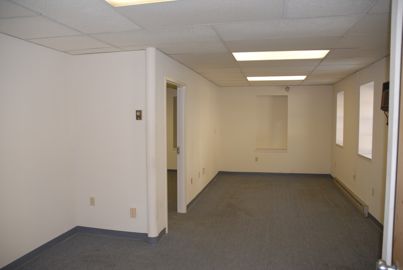 22282234 Farmington Ave, Boyertown, PA 19512