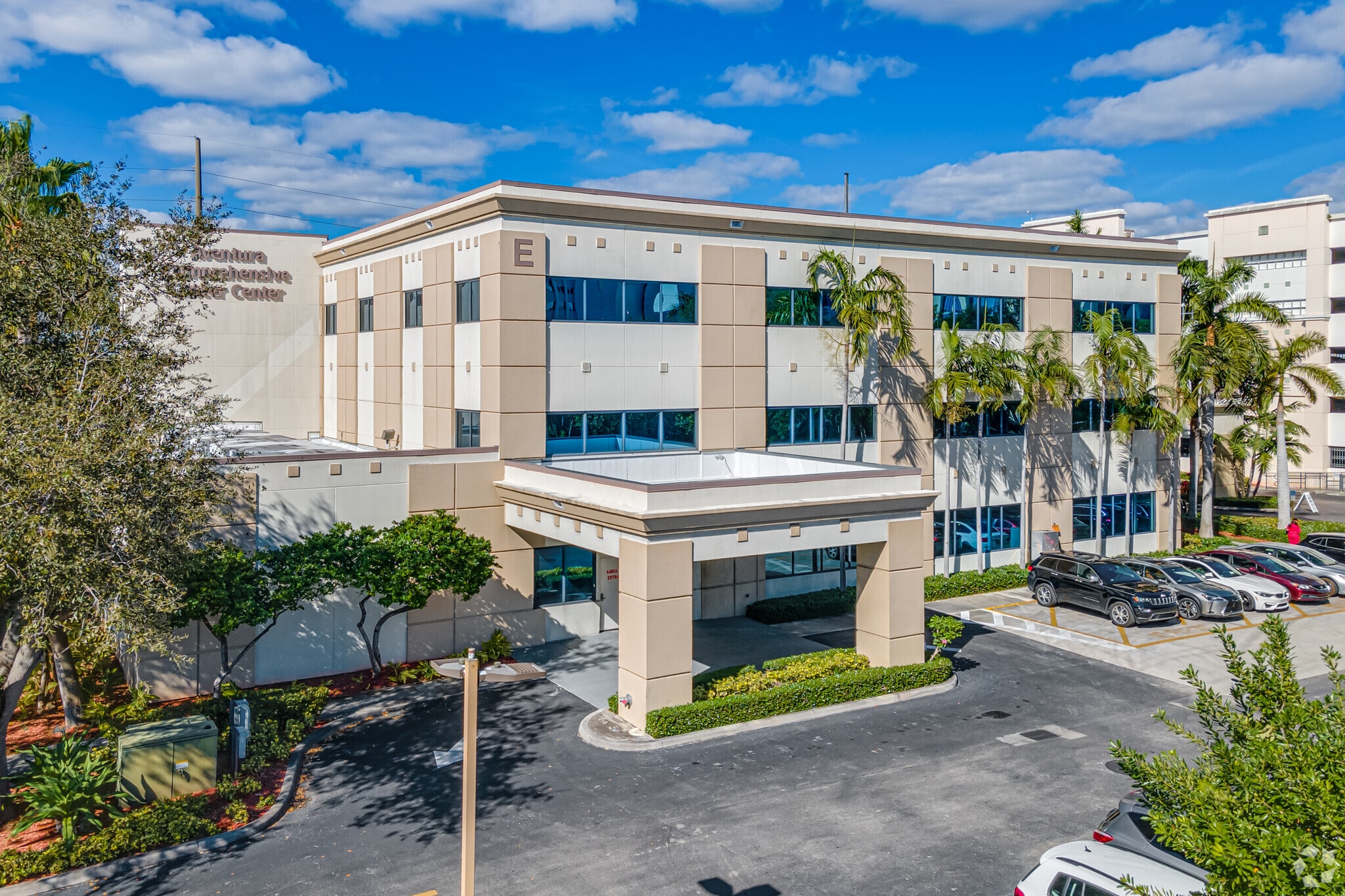 20950 NE 27th Ct, Miami, FL for lease Primary Photo- Image 1 of 6