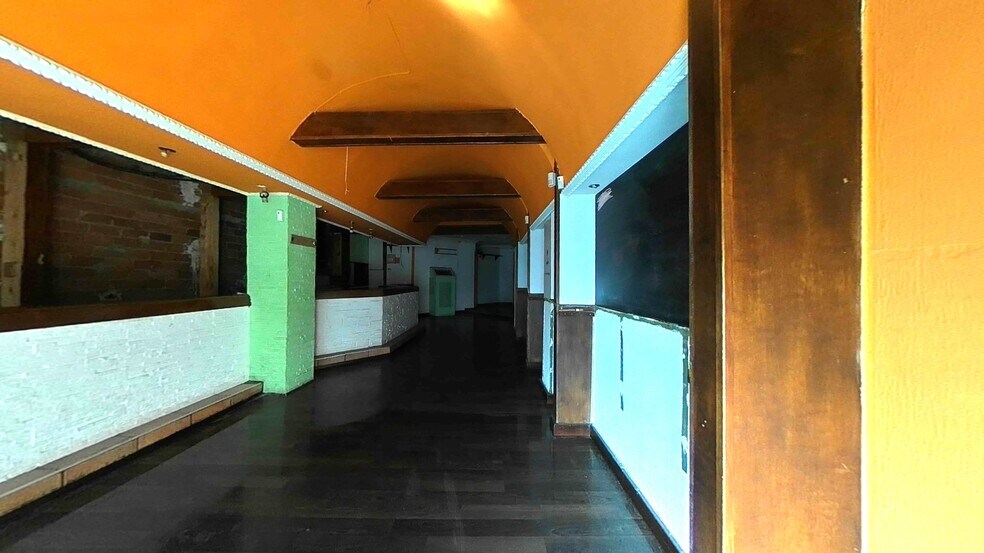 Retail in Palencia for sale - Building Photo - Image 3 of 30