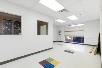 6525-6565 Boul Décarie, Montréal, QC for lease Interior Photo- Image 2 of 9