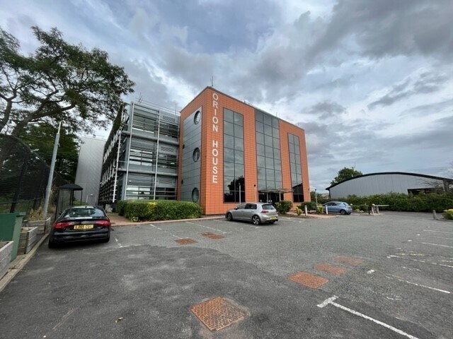 Bessemer Rd, Welwyn Garden City for lease Building Photo- Image 1 of 5